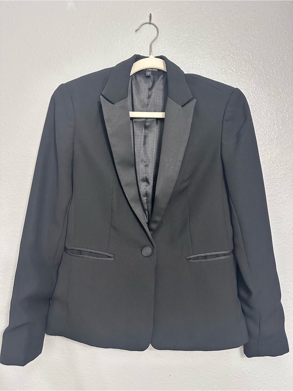 Express Black Satin-Lapel Women's Blazer